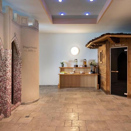 Golf Hotel Folgaria Kültér fotó