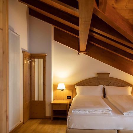 Golf Hotel Folgaria Kültér fotó
