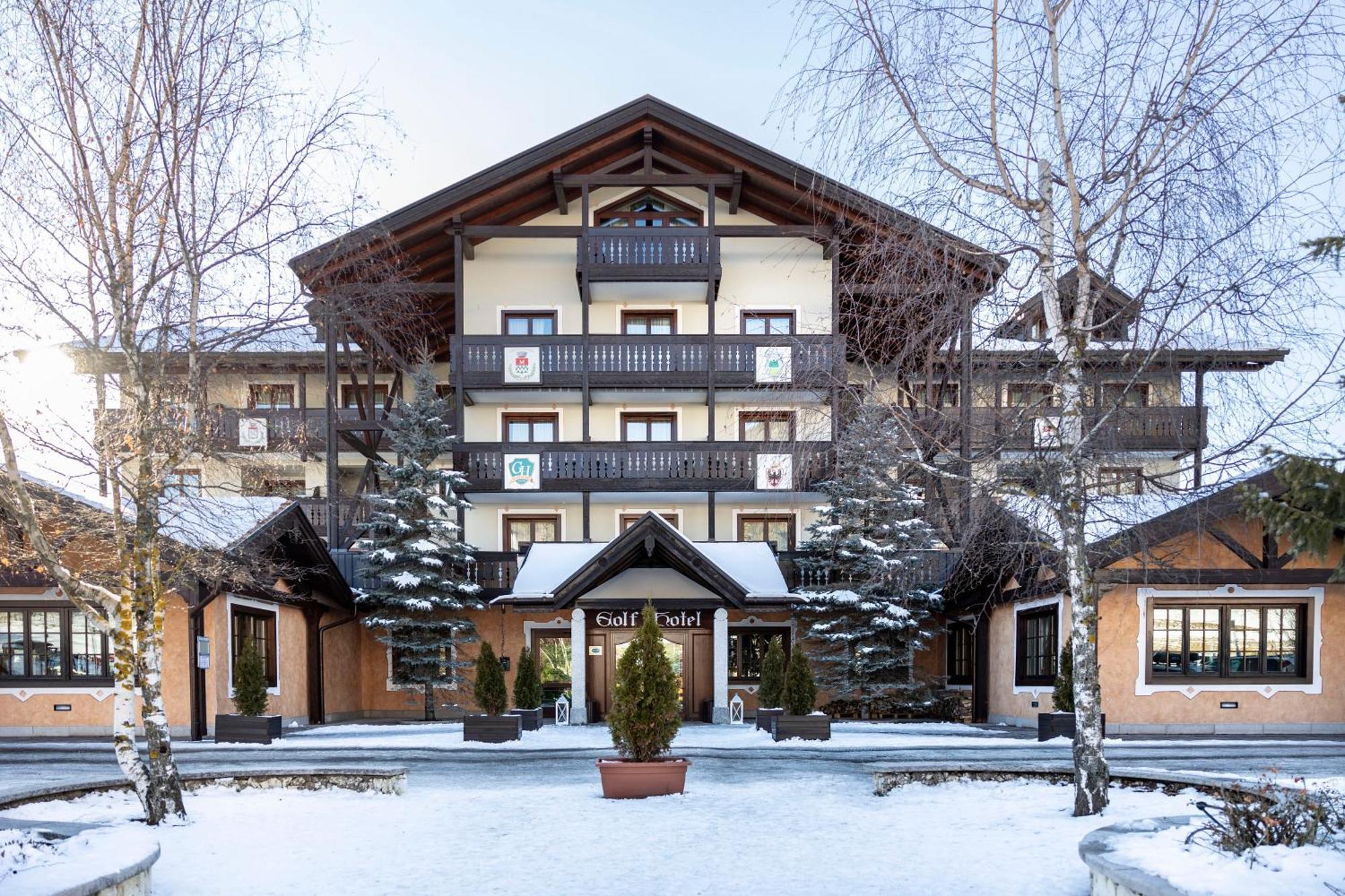 Golf Hotel Folgaria Kültér fotó