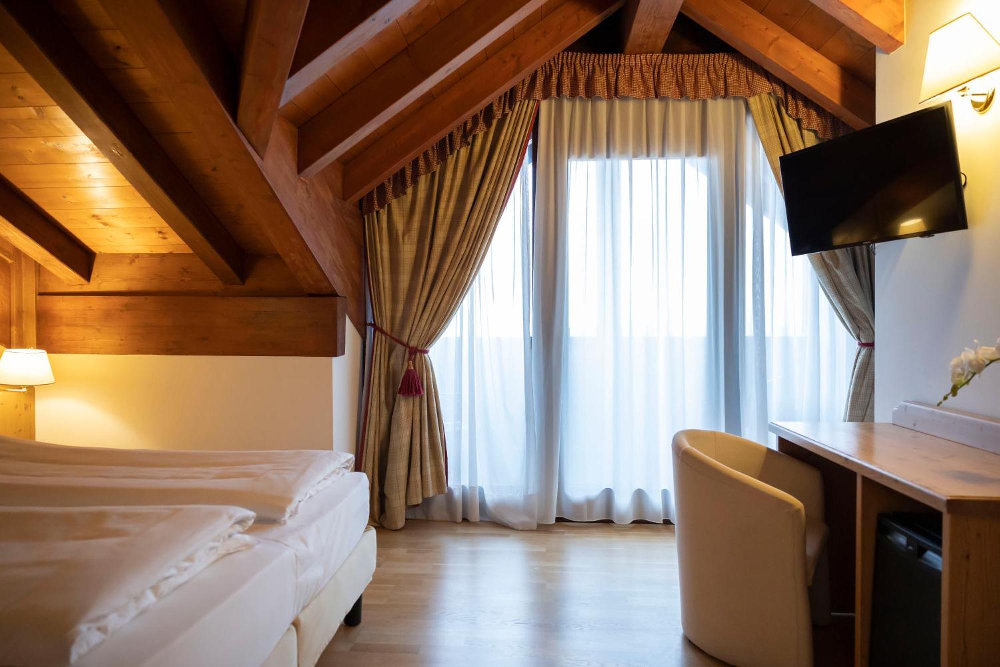 Golf Hotel Folgaria Szoba fotó