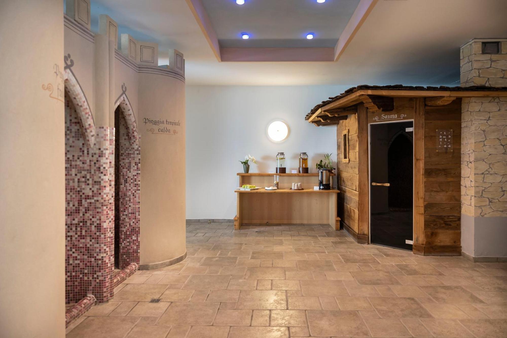 Golf Hotel Folgaria Kültér fotó