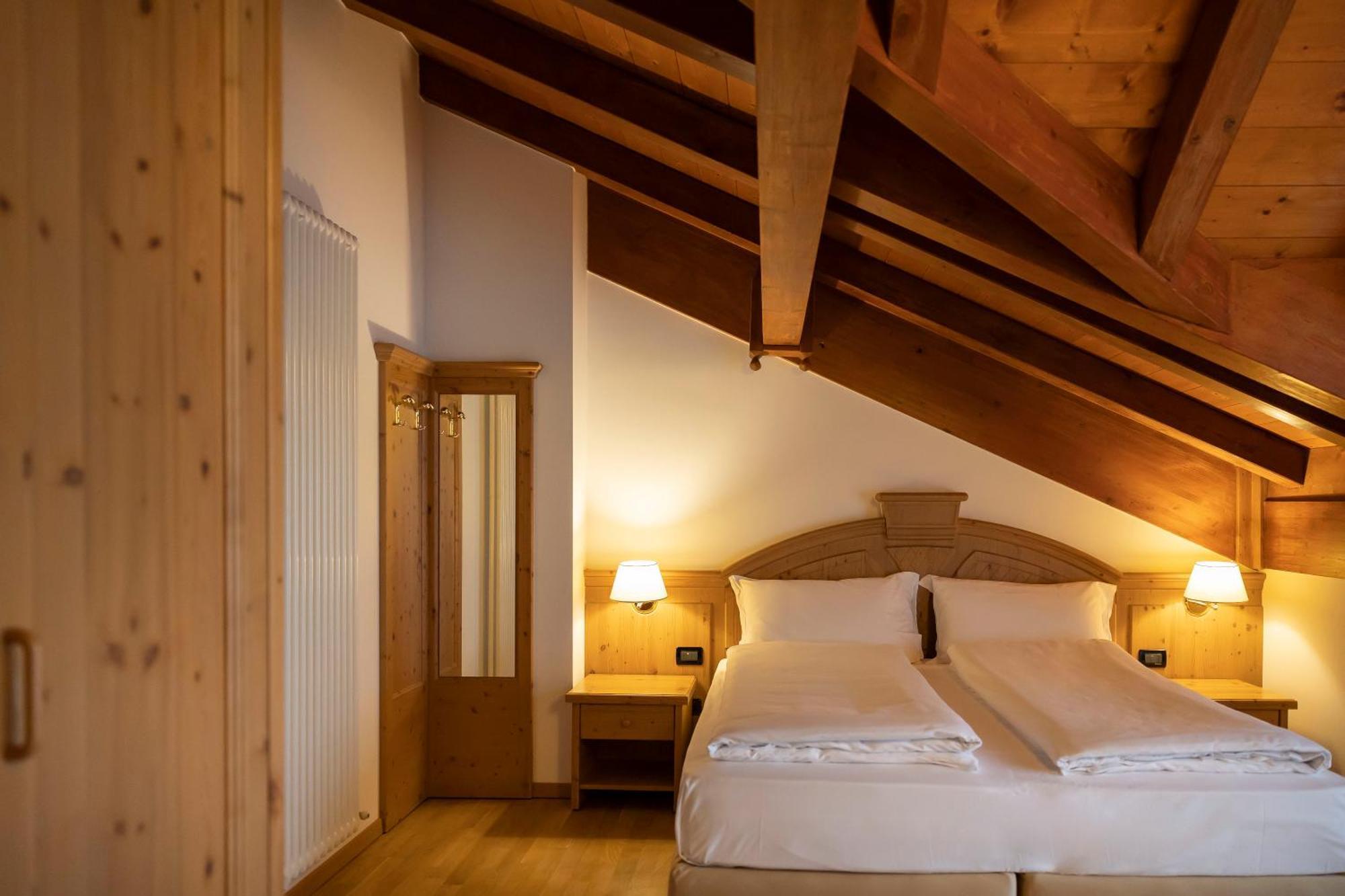 Golf Hotel Folgaria Kültér fotó