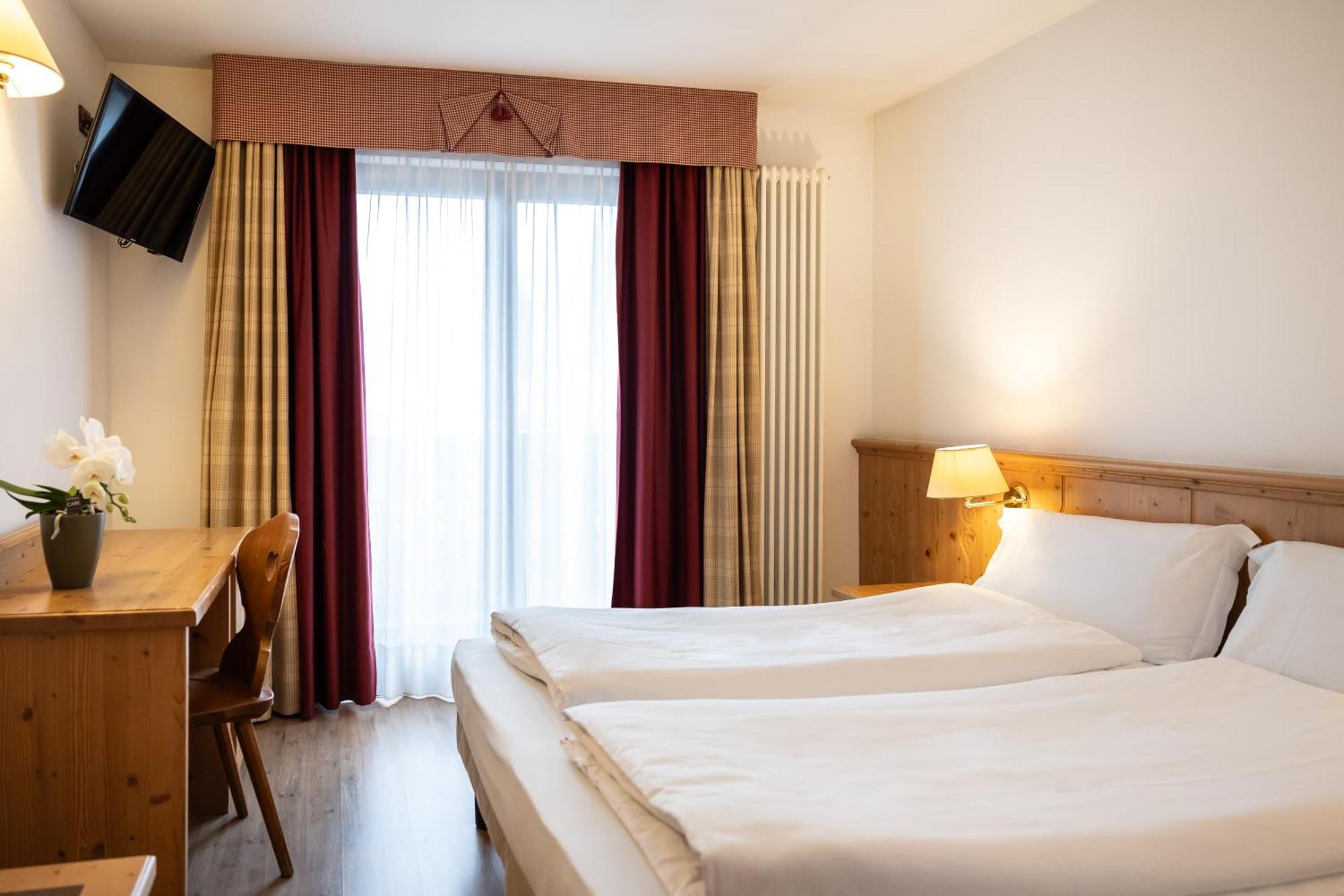 Golf Hotel Folgaria Kültér fotó