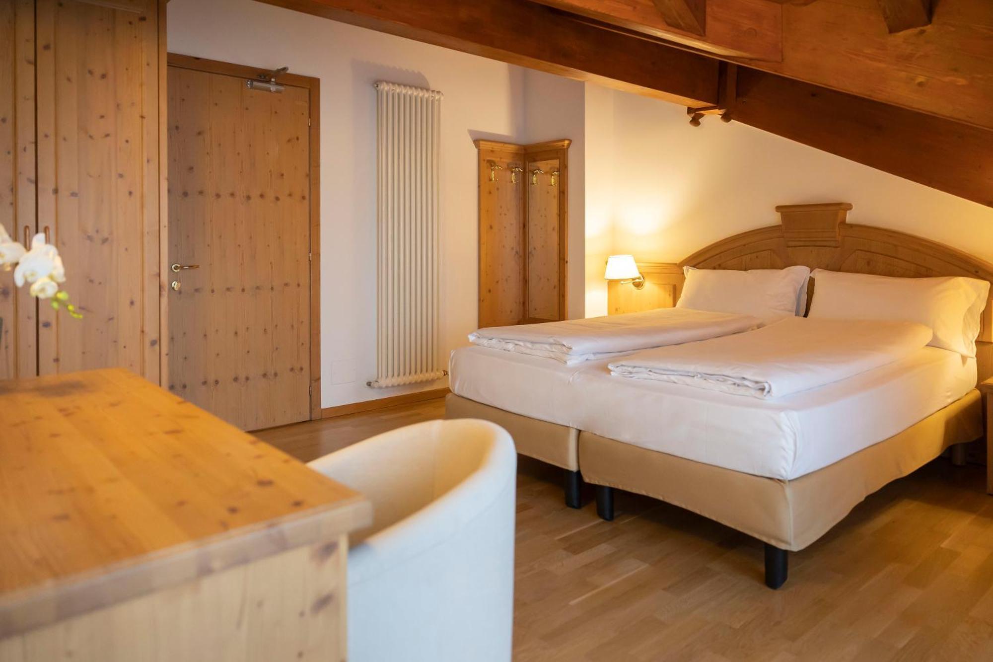 Golf Hotel Folgaria Kültér fotó