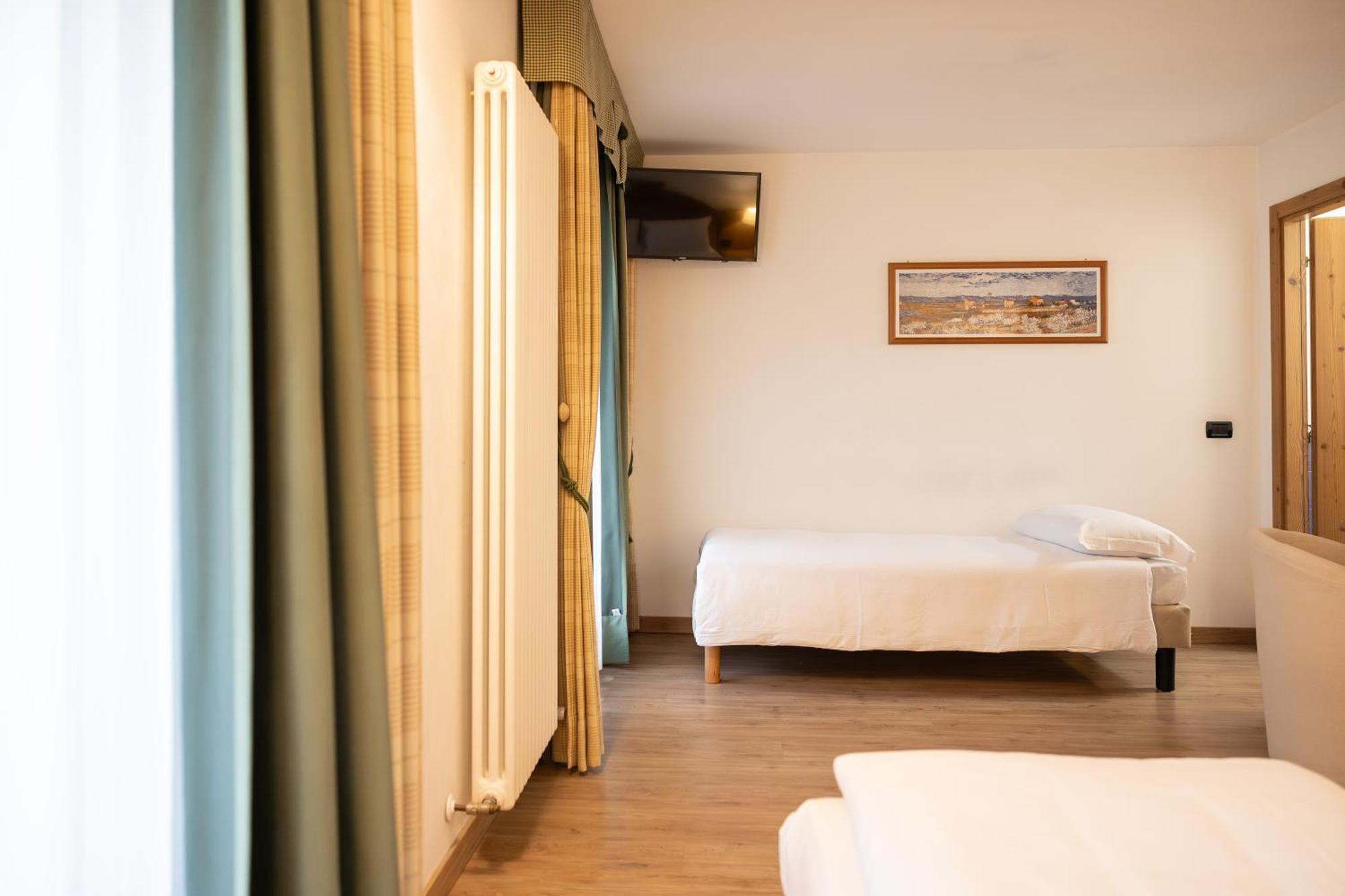 Golf Hotel Folgaria Szoba fotó